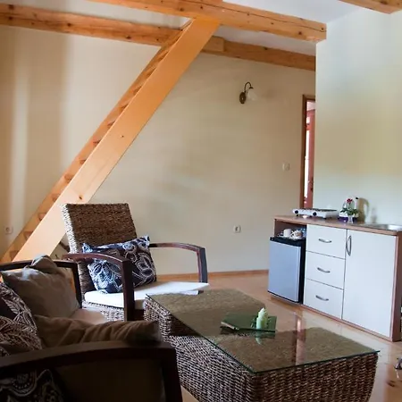 Donna Apartment *