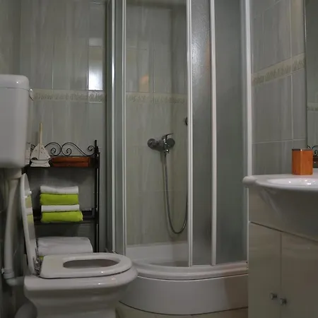 Donna Apartment *
