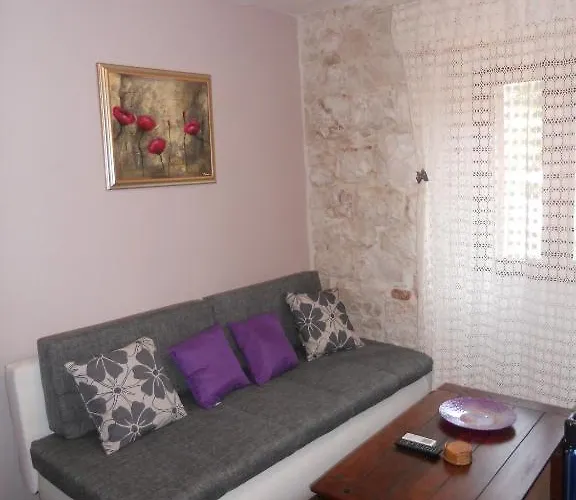 Апартаменты Donna Трогир